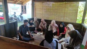 Penguatan skill mahasiswa/i Magang Flower Aceh dengan  Flower Aceh mengenai Komunikasi Antar Pribadi